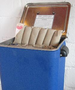 Ice and heat therapy compression treatment unit